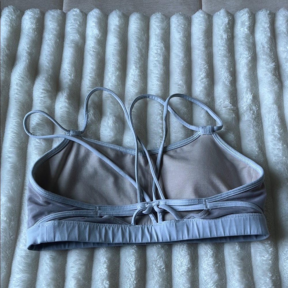 Lululemon sports bra - Picture 5 of 6